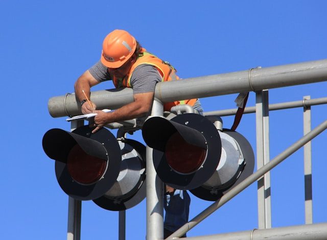 MANUTENZIONE PREDITTIVA E PREVENTIVA DEGLI IMPIANTI INDUSTRIALI